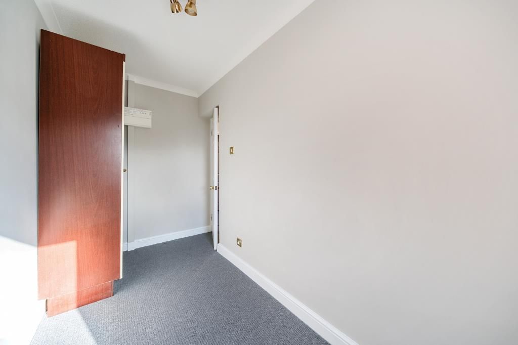 Property photo 3 of 11 Bedroom