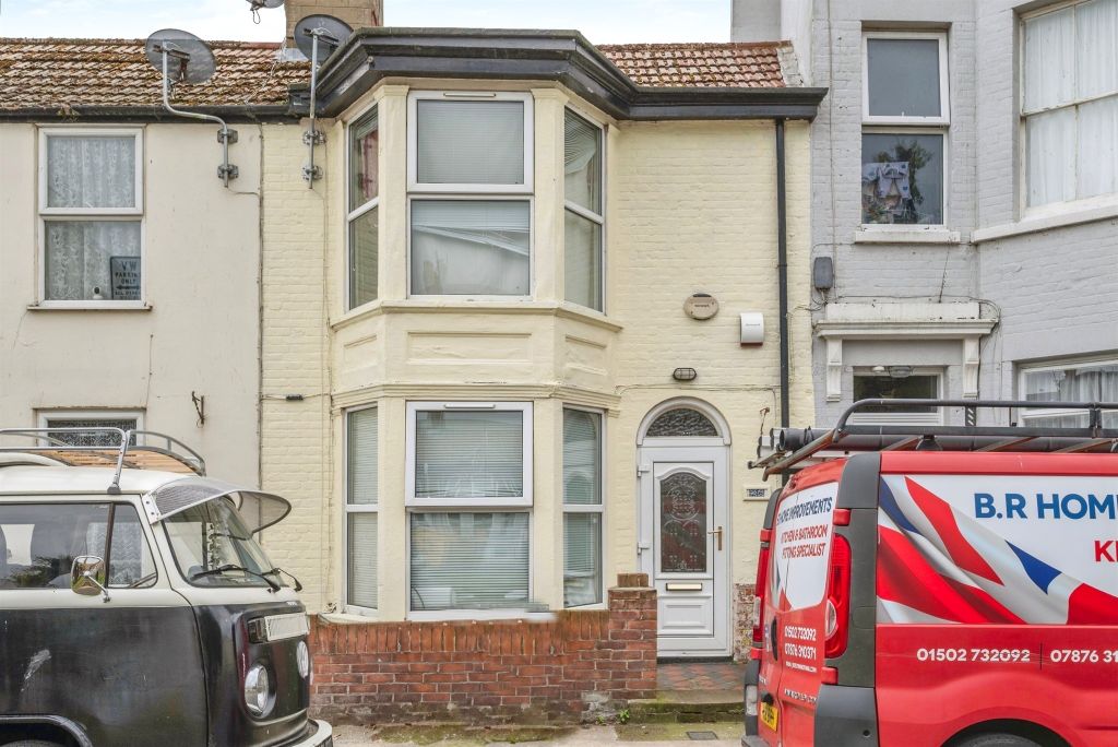 Property photo 1 of 17