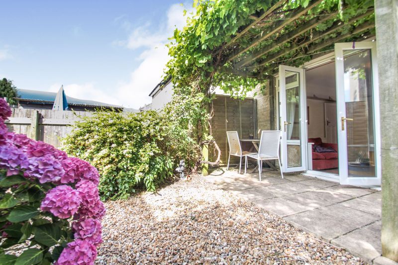 Property photo 1 of 8 Photo 2