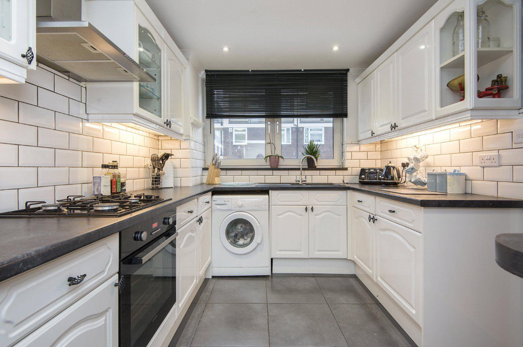 Property photo 2 of 5