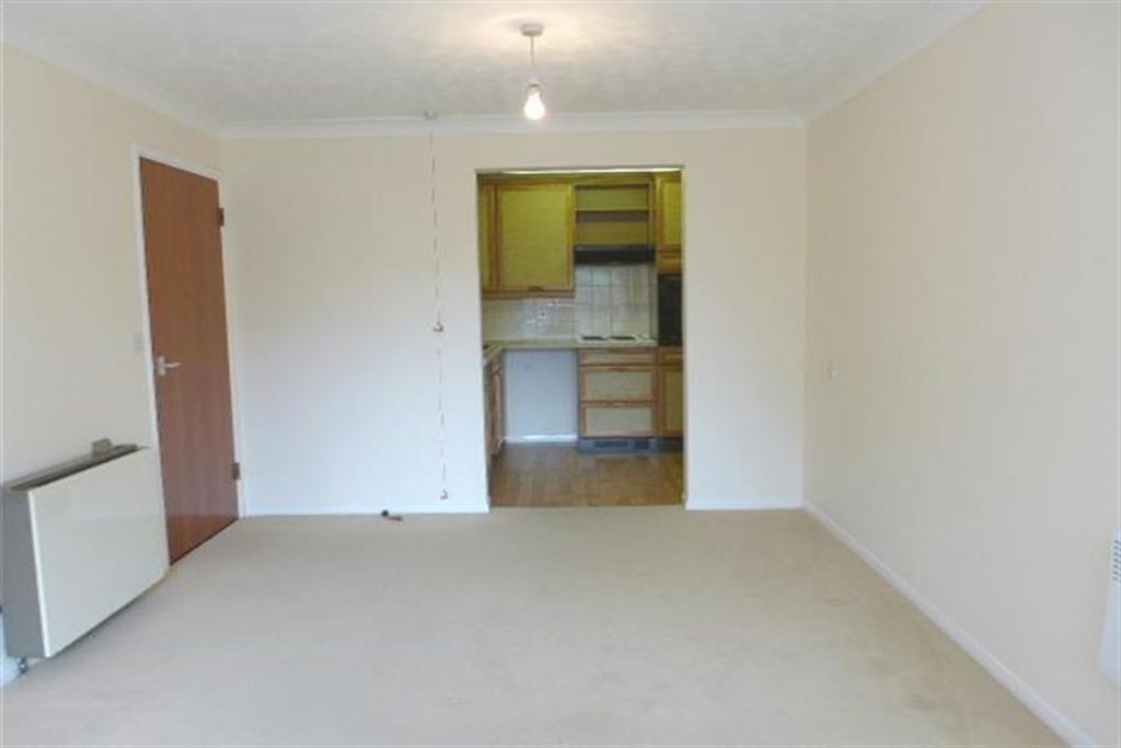 Property photo 3 of 8