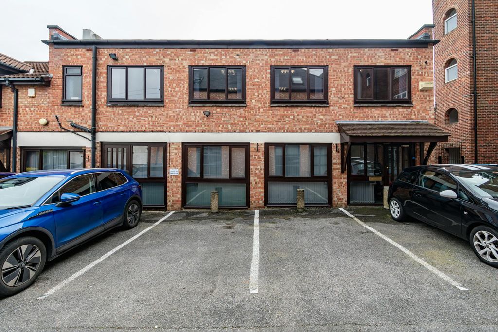 Property photo 1 of 6 16.Jpg