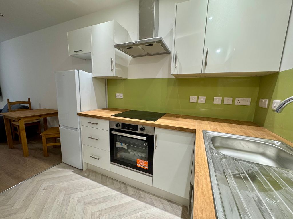 Property photo 2 of 8