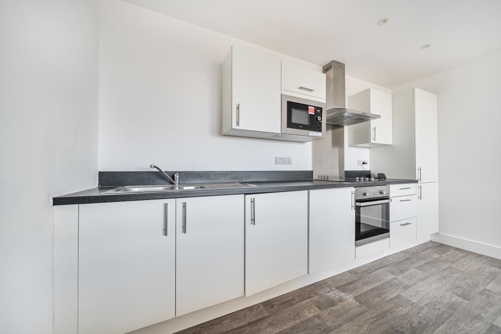 Property photo 2 of 12 Kitchen