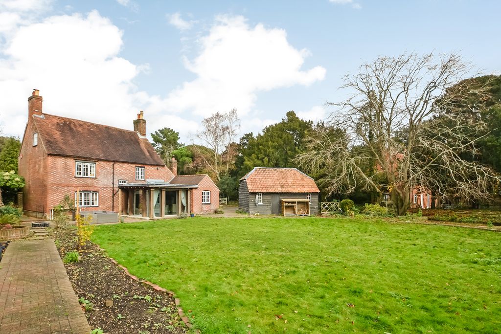 Property photo 1 of 16