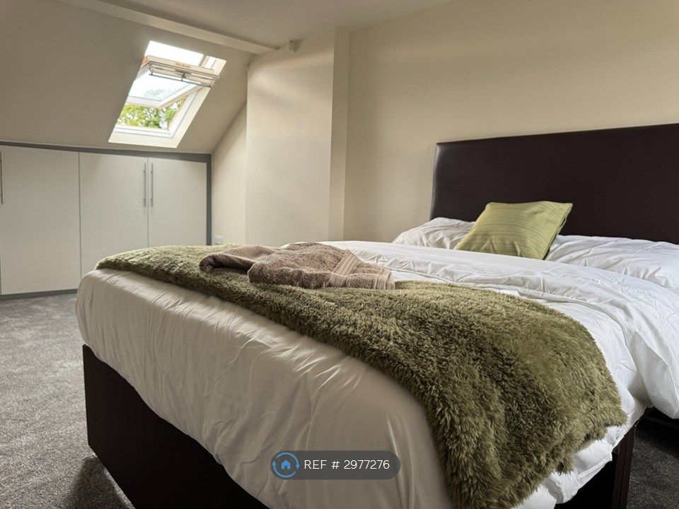 Property photo 2 of 7 Bedroom 5 - Double / Twin Bed