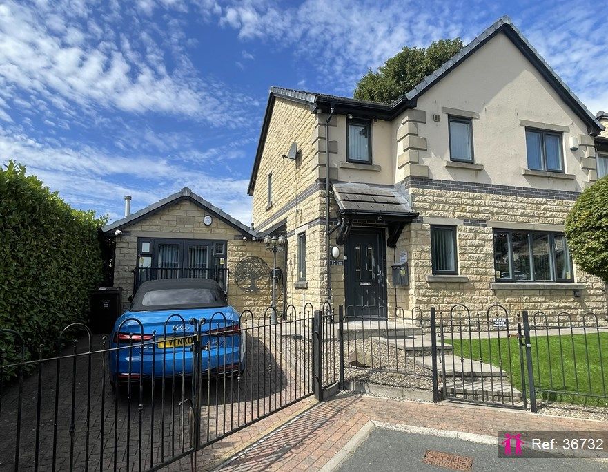 Property photo 2 of 23