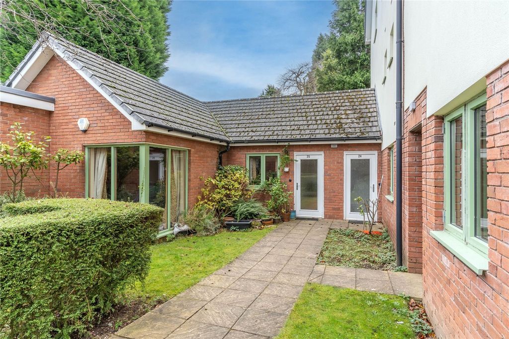 Property photo 1 of 13 Picture No. 10