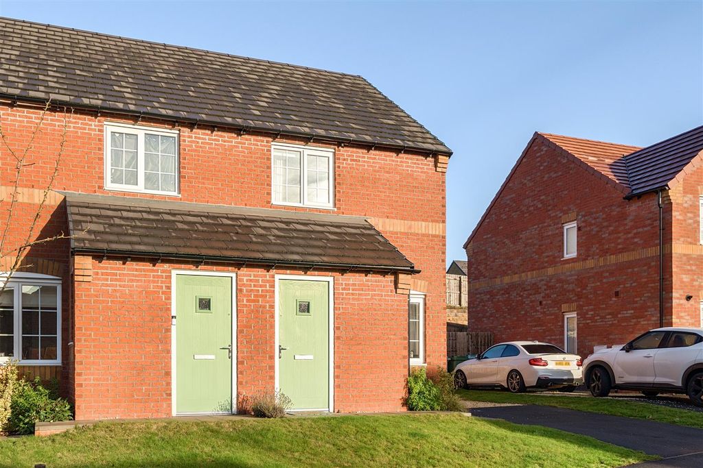 Property photo 2 of 20 Front Of The House