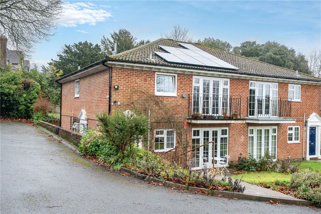 Property photo 1 of 9 Front