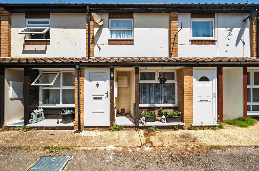 Property photo 1 of 9 1479365-14-6A3Bcf...