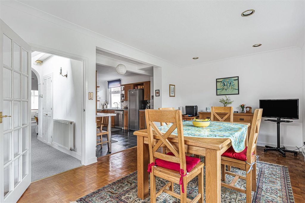 Property photo 2 of 24 Dining Room