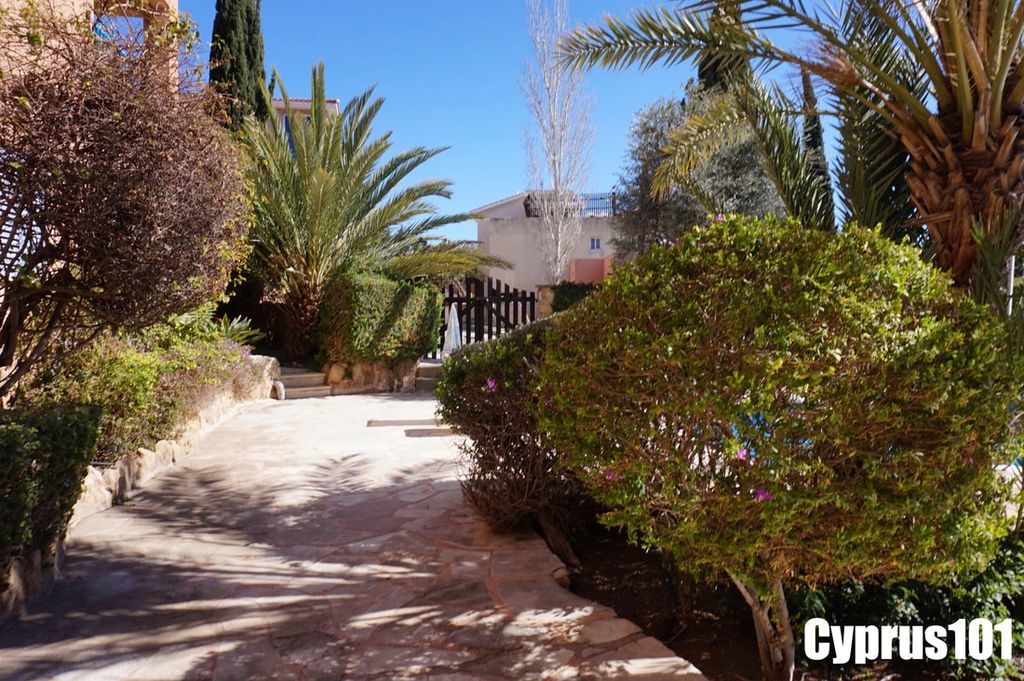 Property photo 3 of 22