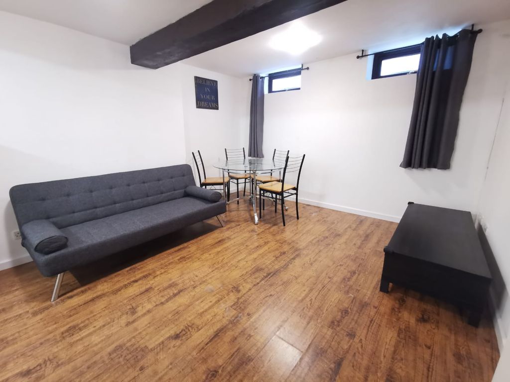 Property photo 3 of 4