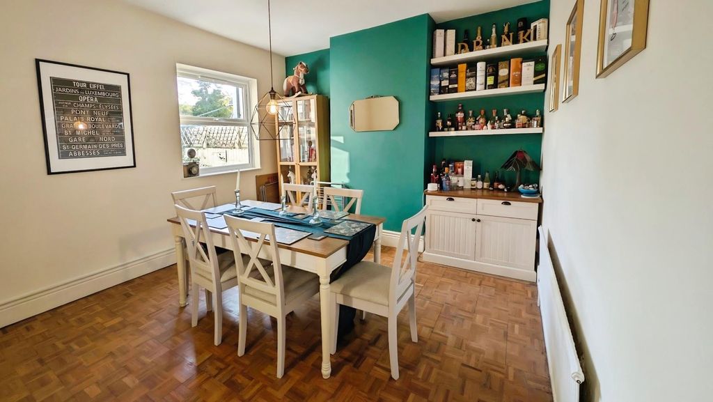 Property photo 3 of 23 Ab9710Fa-Pxl_20260105_100813636.Jpg