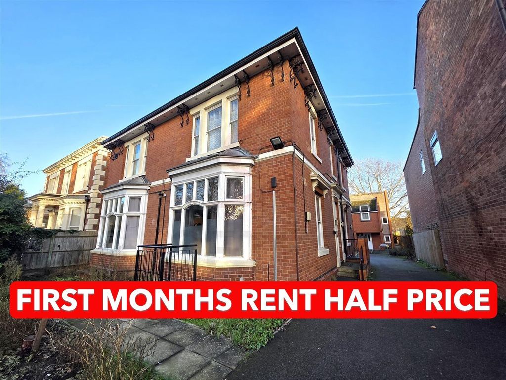 Property photo 1 of 8 Half Price