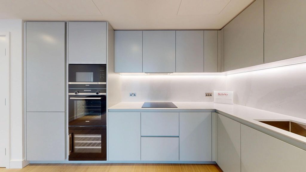 Property photo 3 of 9 Photo 3