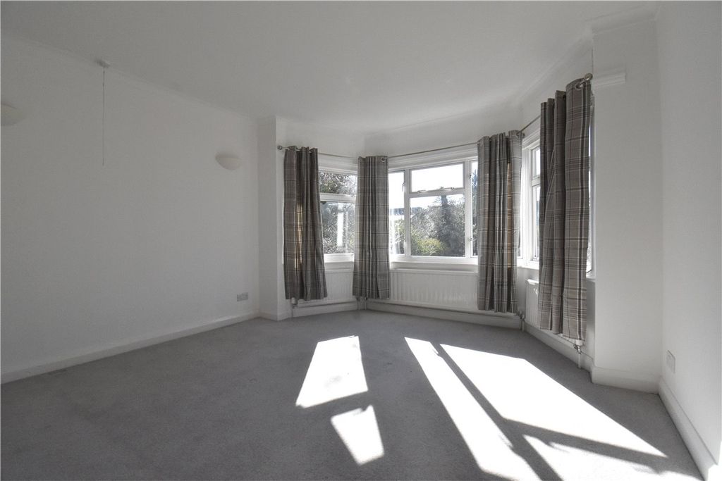 Property photo 3 of 13 Picture No. 36