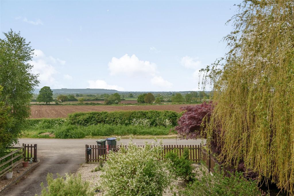 Property photo 2 of 19 985534 (18).Jpg