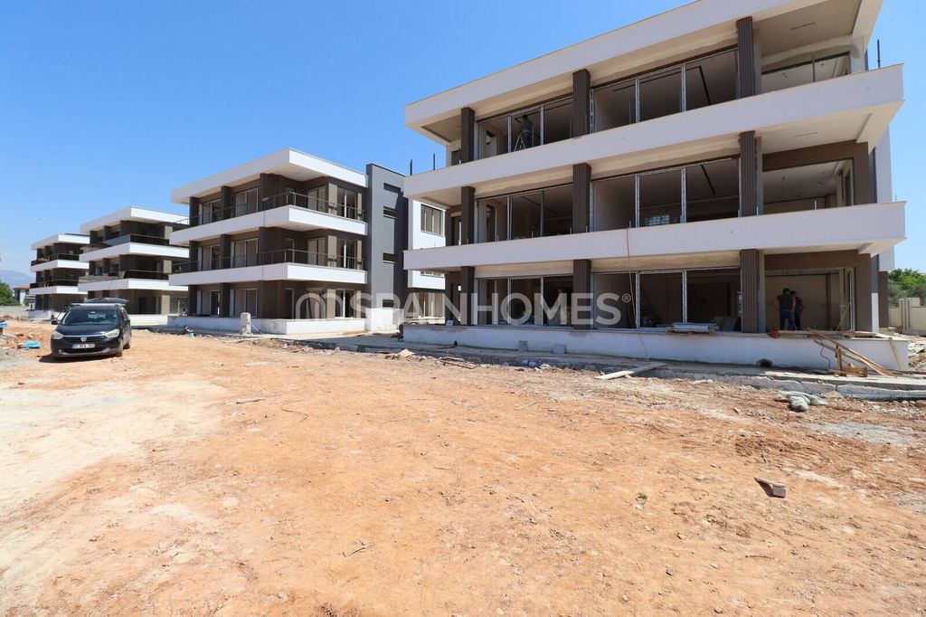 Property photo 3 of 31