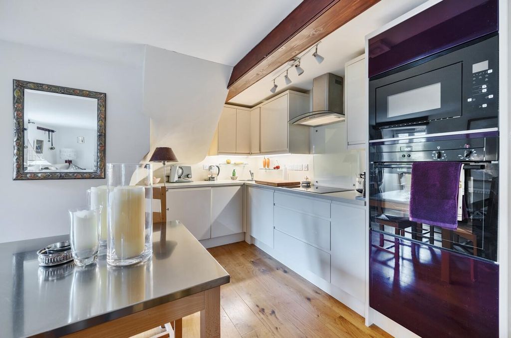 Property photo 3 of 22 Dulverton, Seddons