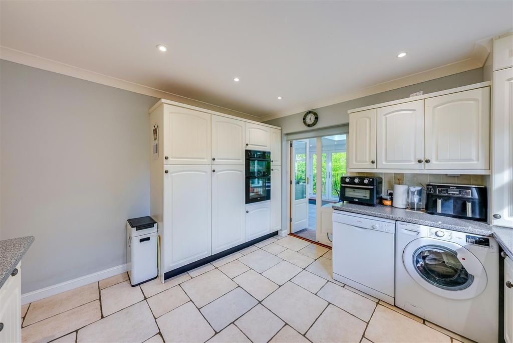 Additional image 20 of 4 bed detached bungalow for saleGorsewood Road, Hartley, Longfield DA3