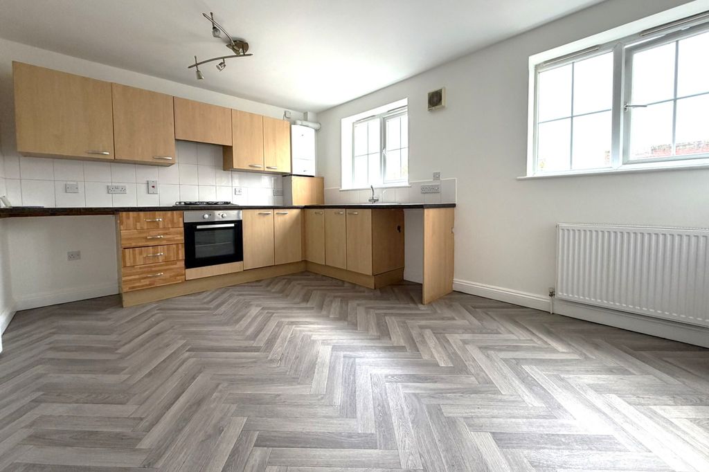 Property photo 2 of 13 Gallery