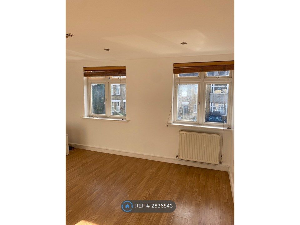 Property photo 2 of 3