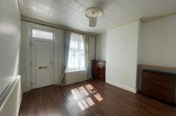 Property photo 2 of 11