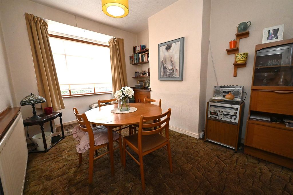 Property photo 2 of 14 Dining 2.Jpg