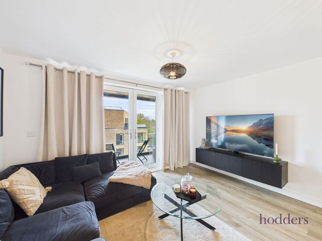 Property photo 3 of 25 Picture No. 05