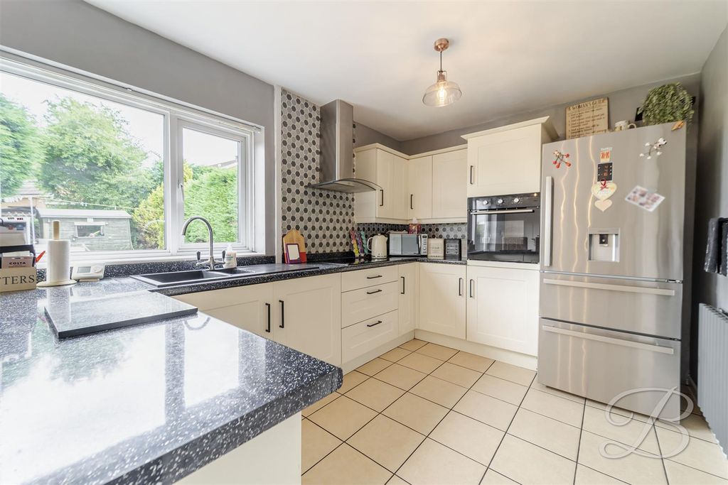 Property photo 3 of 37 Ccltd-13.Jpg