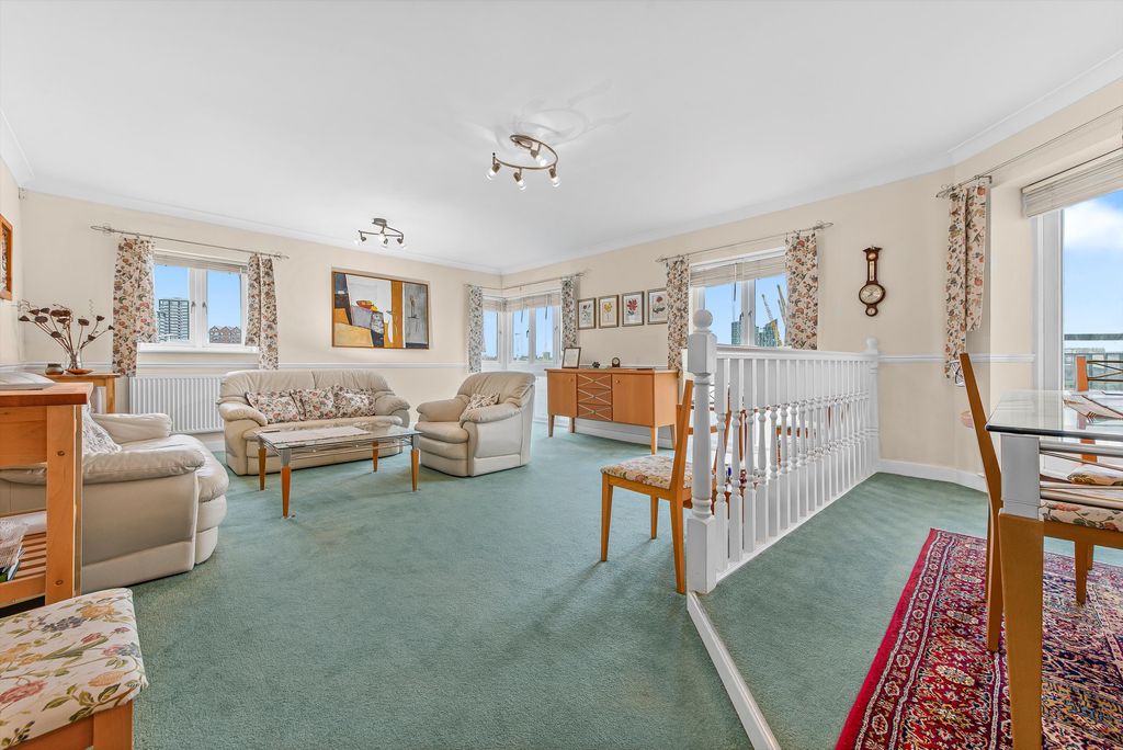 Property photo 2 of 14 Image