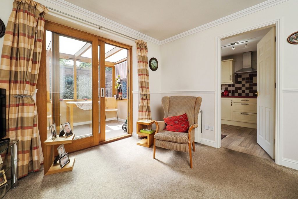 Property photo 2 of 18 Pbox-Img.Jpg