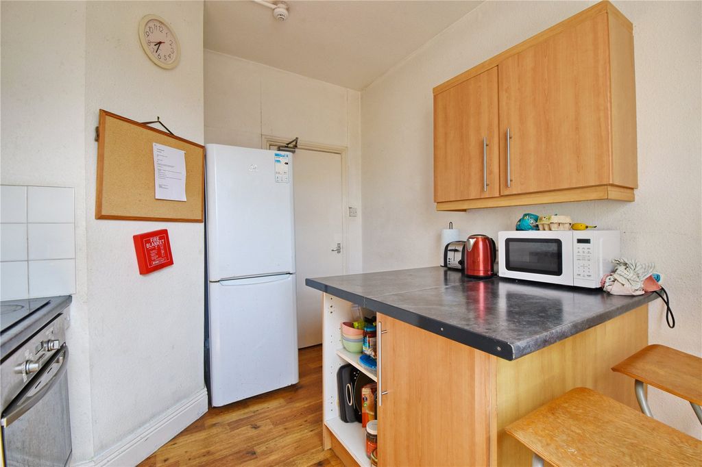 Property photo 3 of 11 Picture No. 17