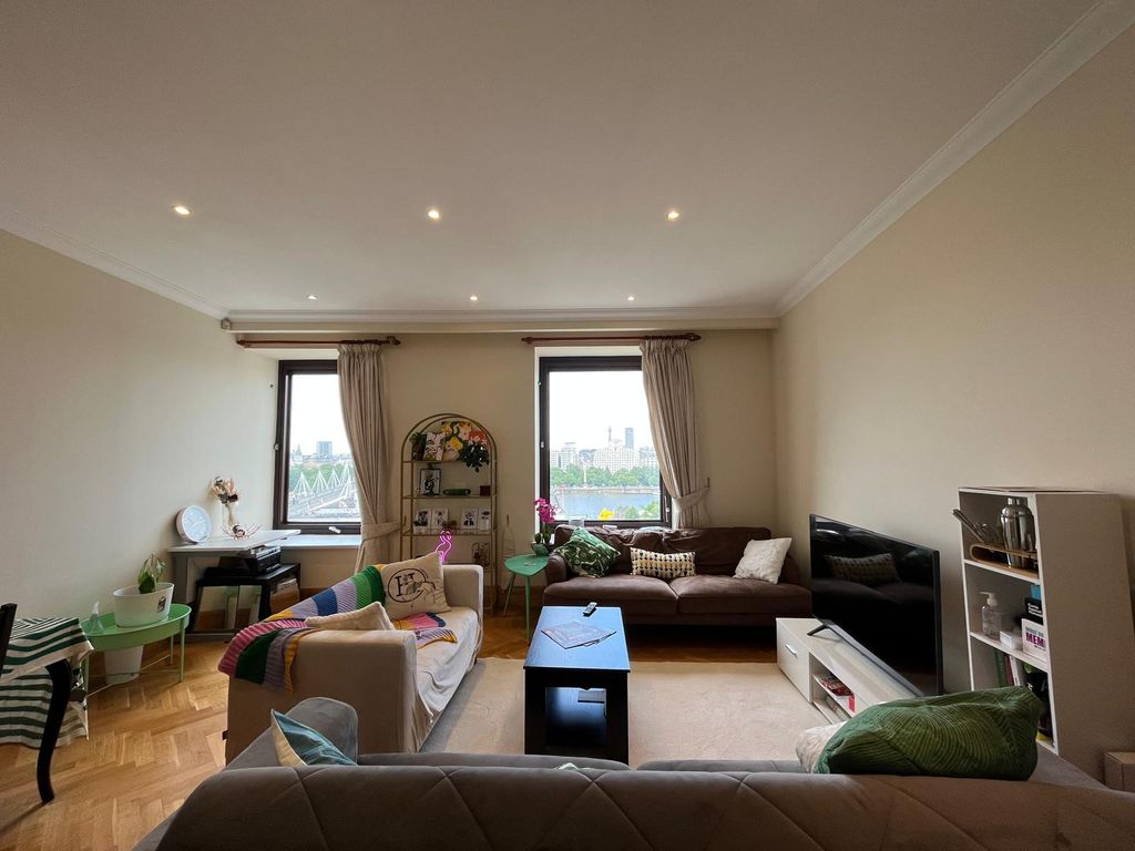 Property photo 2 of 30