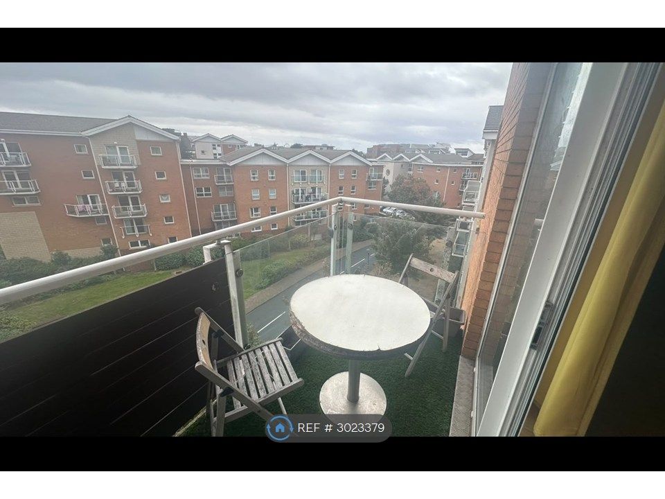 Property photo 2 of 24 4th Floor Apartment
