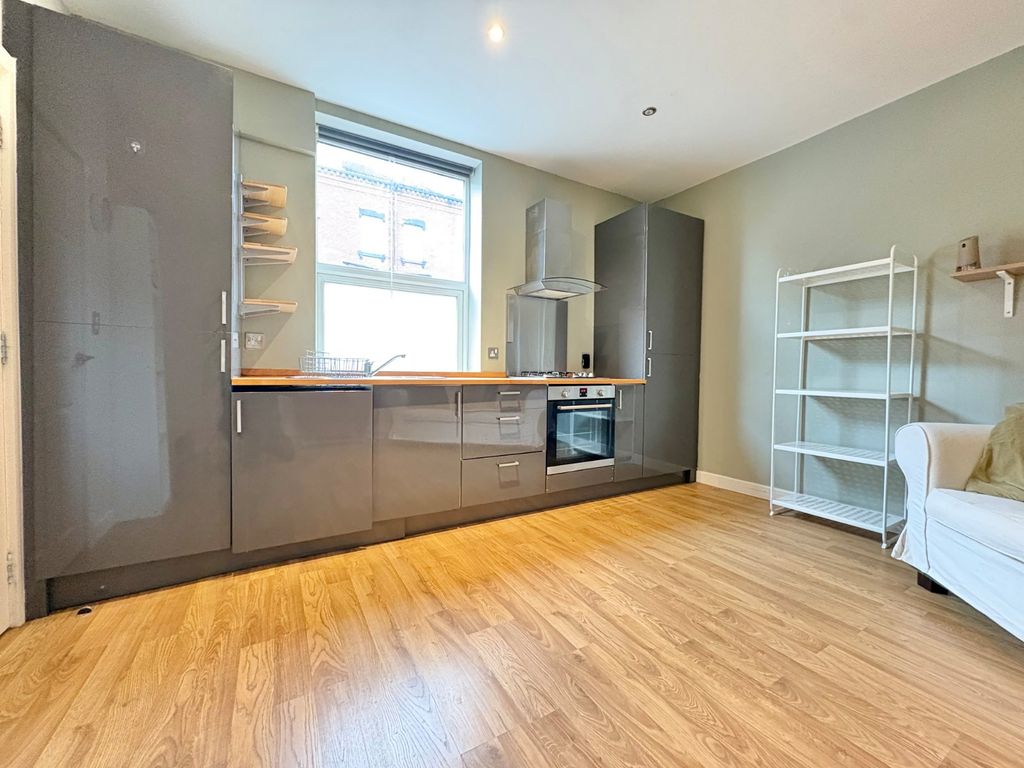 Property photo 3 of 10 Picture No. 33