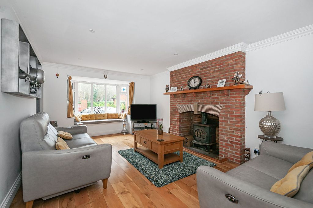 Property photo 2 of 22