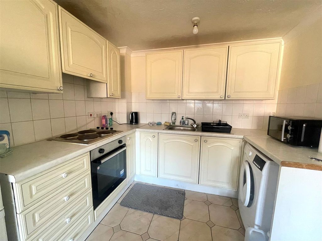 Property photo 3 of 7 8.Jpg