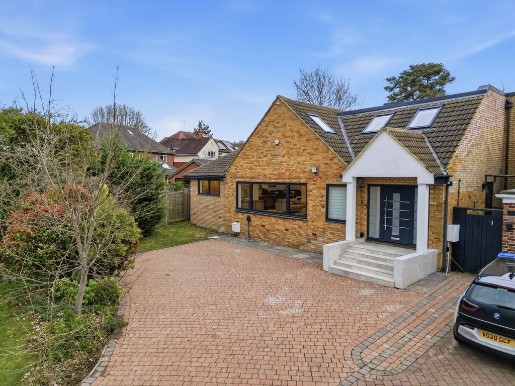 Property photo 3 of 38