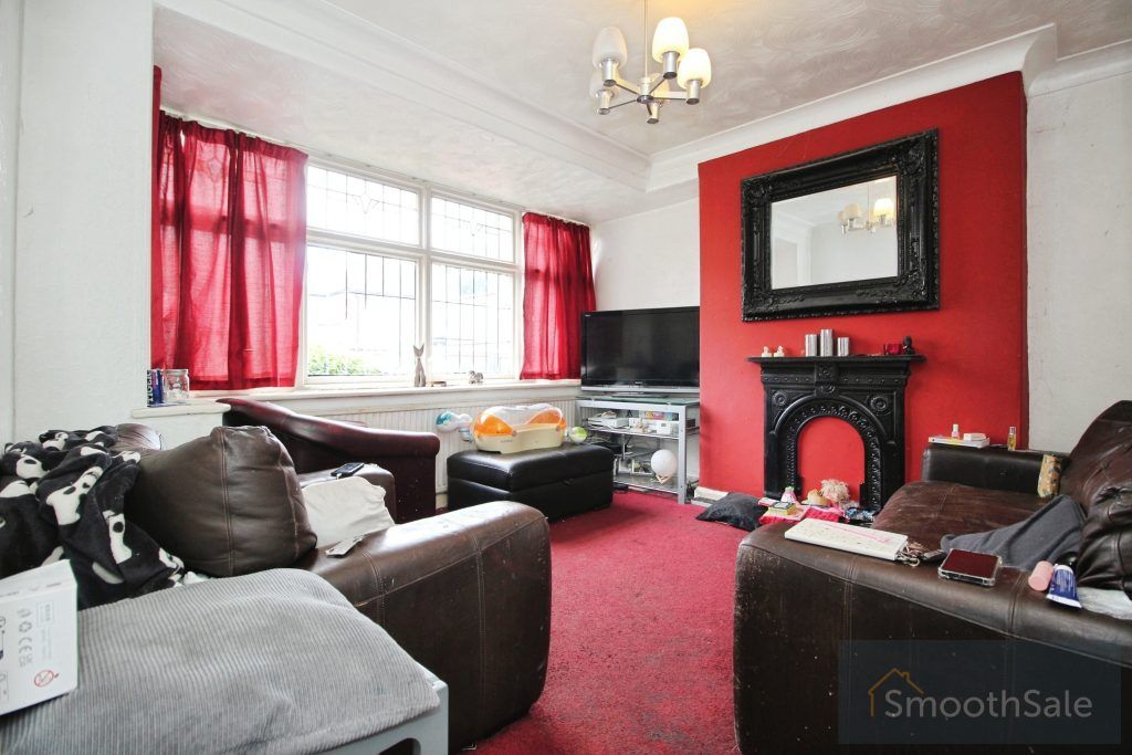 Property photo 2 of 19