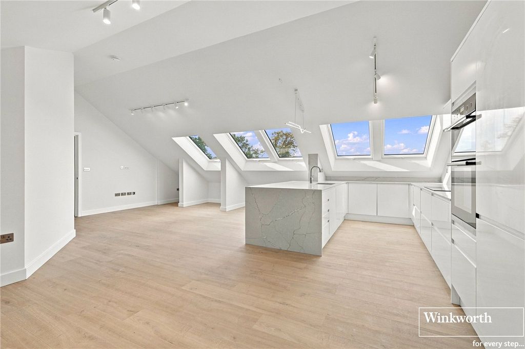 Property photo 2 of 26 Picture No. 07