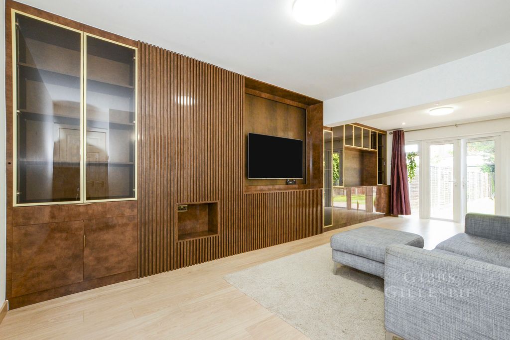 Property photo 2 of 21 Pbox-Img.Jpg
