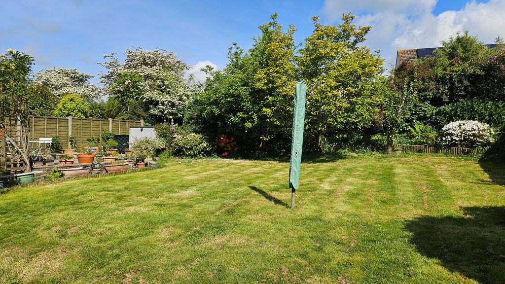 Property photo 3 of 13