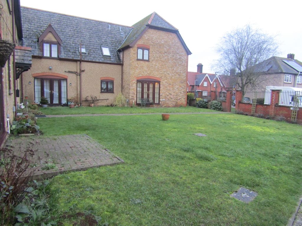 Property photo 2 of 18 Gallery