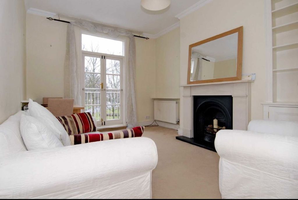 Property photo 1 of 4