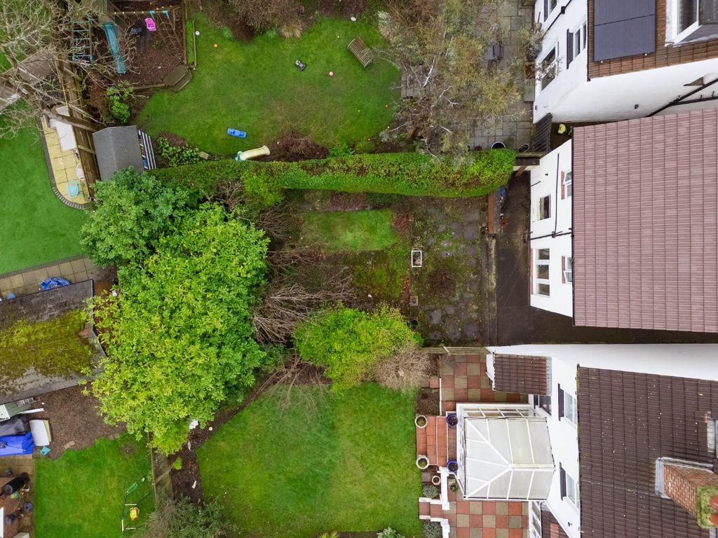 Property photo 2 of 23 00002.Jpg