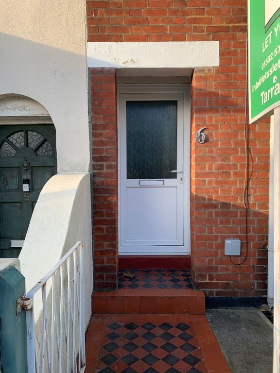 Property photo 2 of 50