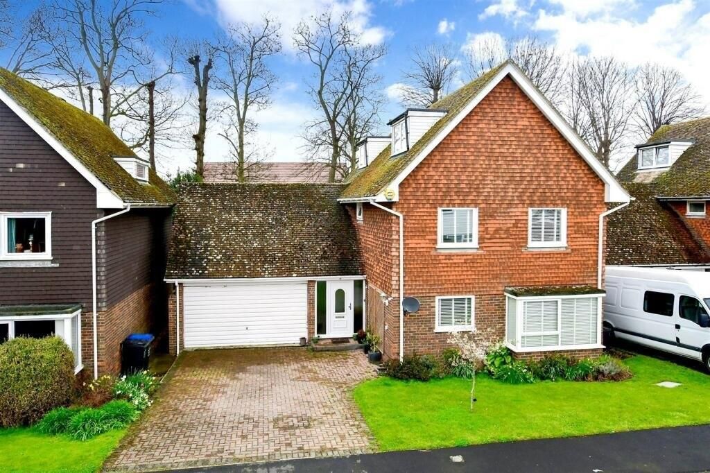 Property photo 1 of 23 2221_11434042_Img...